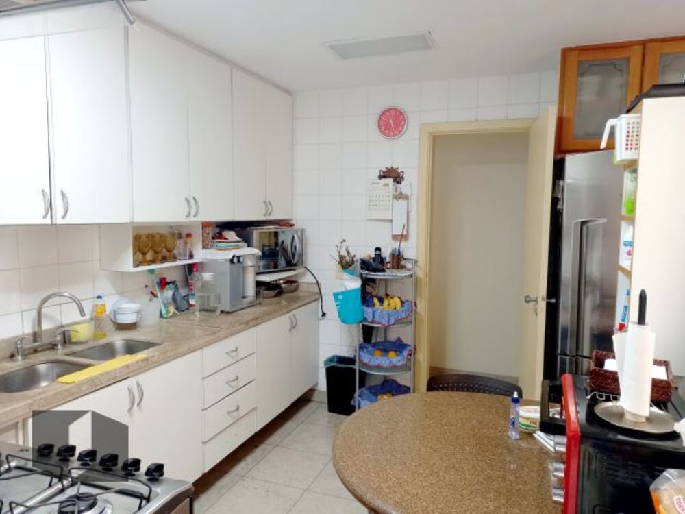 Apartamento, 3 quartos, 182 m² - Foto 2