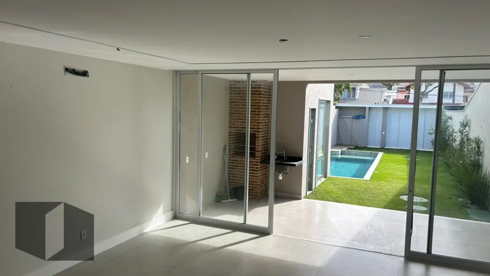 Casa, 3 quartos, 273 m² - Foto 2
