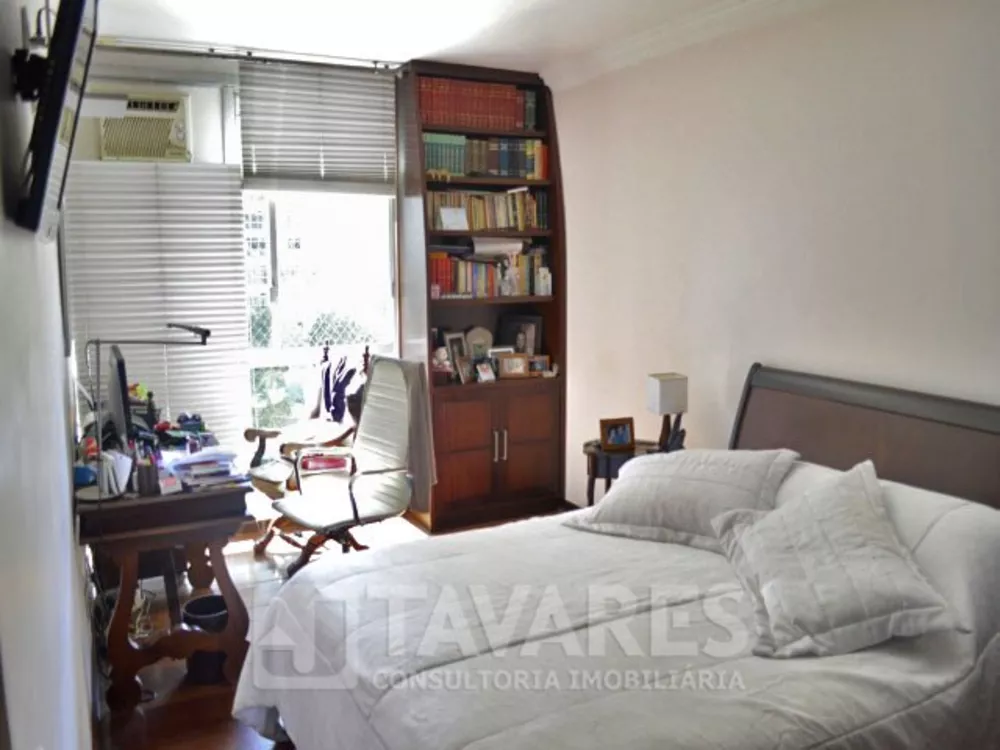 Apartamento à venda com 5 quartos, 217m² - Foto 3