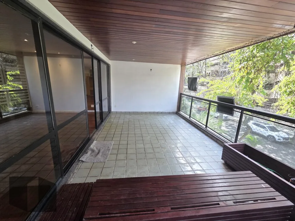 Apartamento, 3 quartos, 166 m² - Foto 2