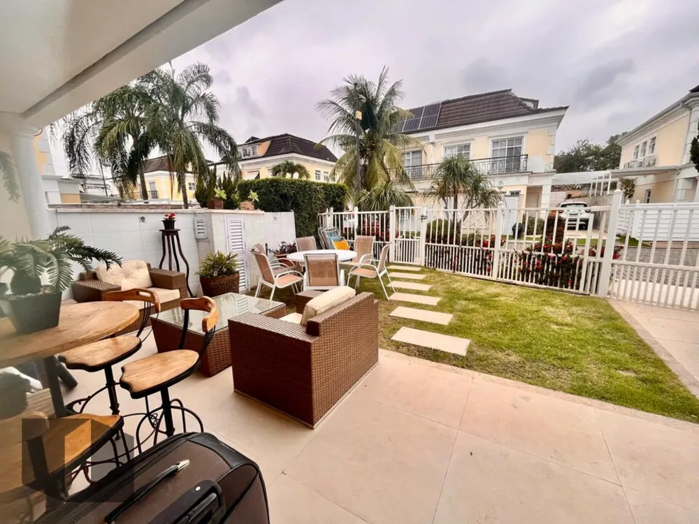 Casa, 3 quartos, 212 m² - Foto 1