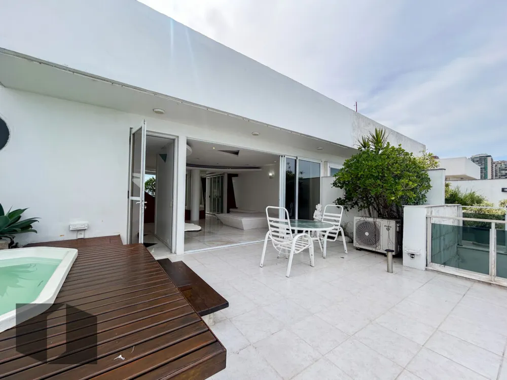 Cobertura, 3 quartos, 300 m² - Foto 4
