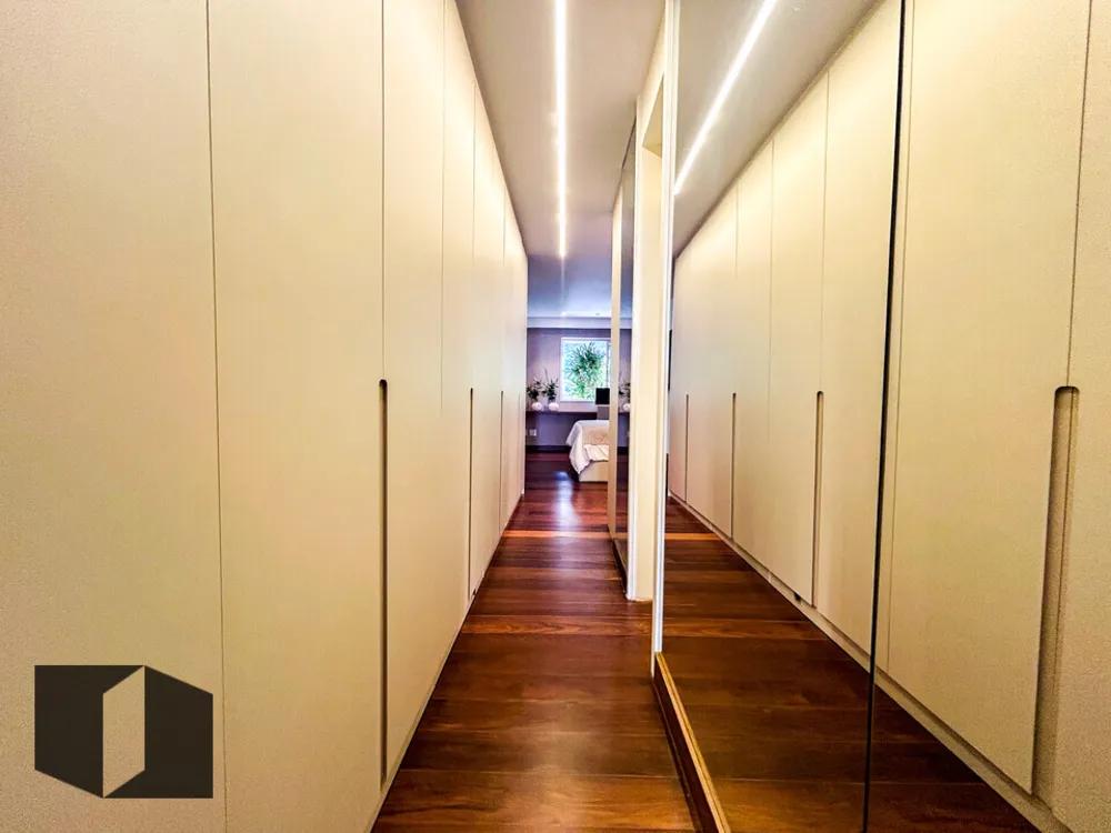 Apartamento, 4 quartos, 245 m² - Foto 1