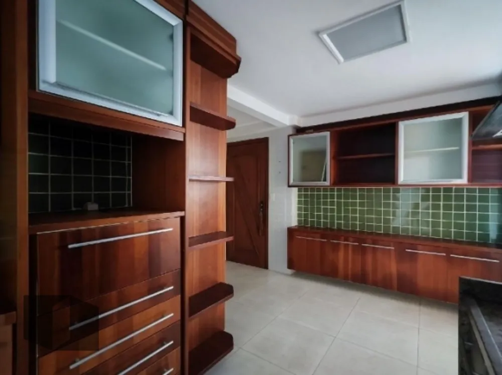 Cobertura, 3 quartos, 290 m² - Foto 2