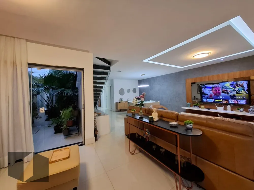 Casa, 4 quartos, 300 m² - Foto 4