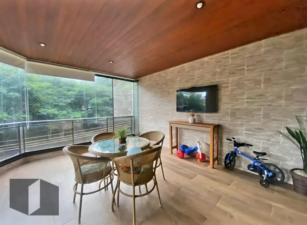 Apartamento, 3 quartos, 152 m² - Foto 2