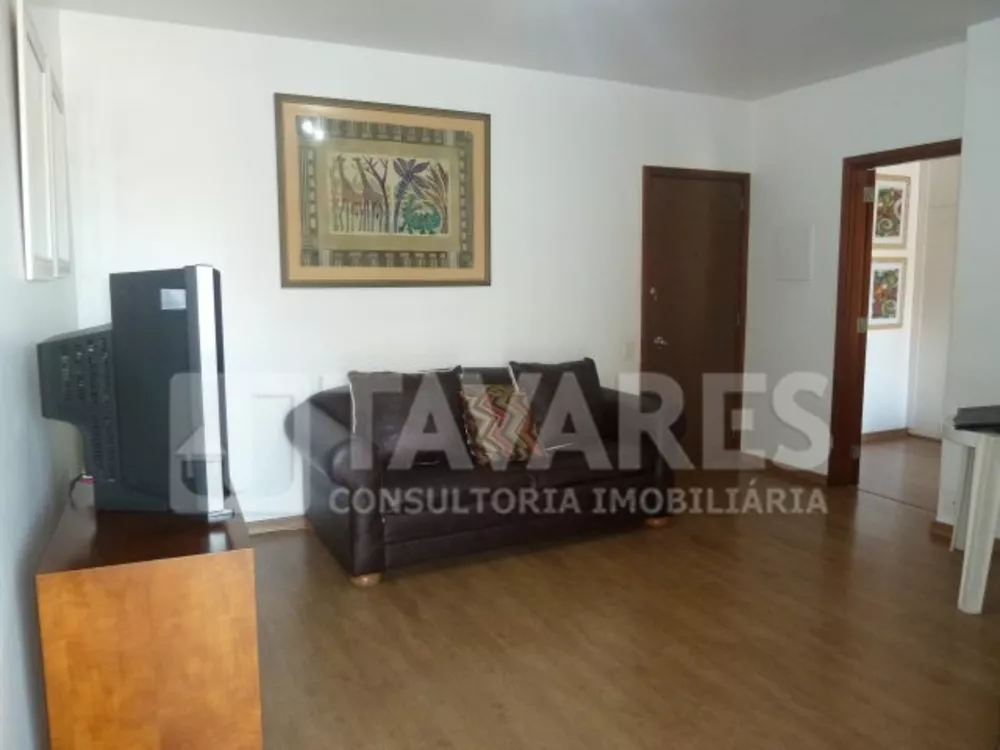 Apartamento à venda com 2 quartos, 70m² - Foto 4