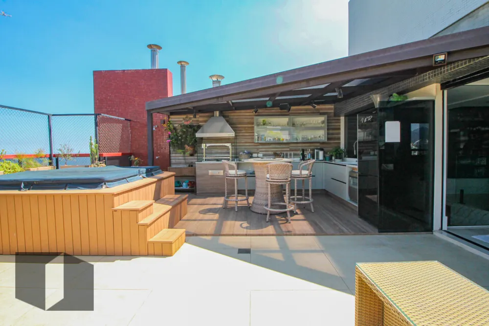 Cobertura, 3 quartos, 225 m² - Foto 7