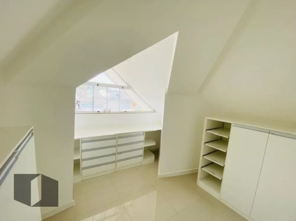 Casa, 4 quartos, 235 m² - Foto 36