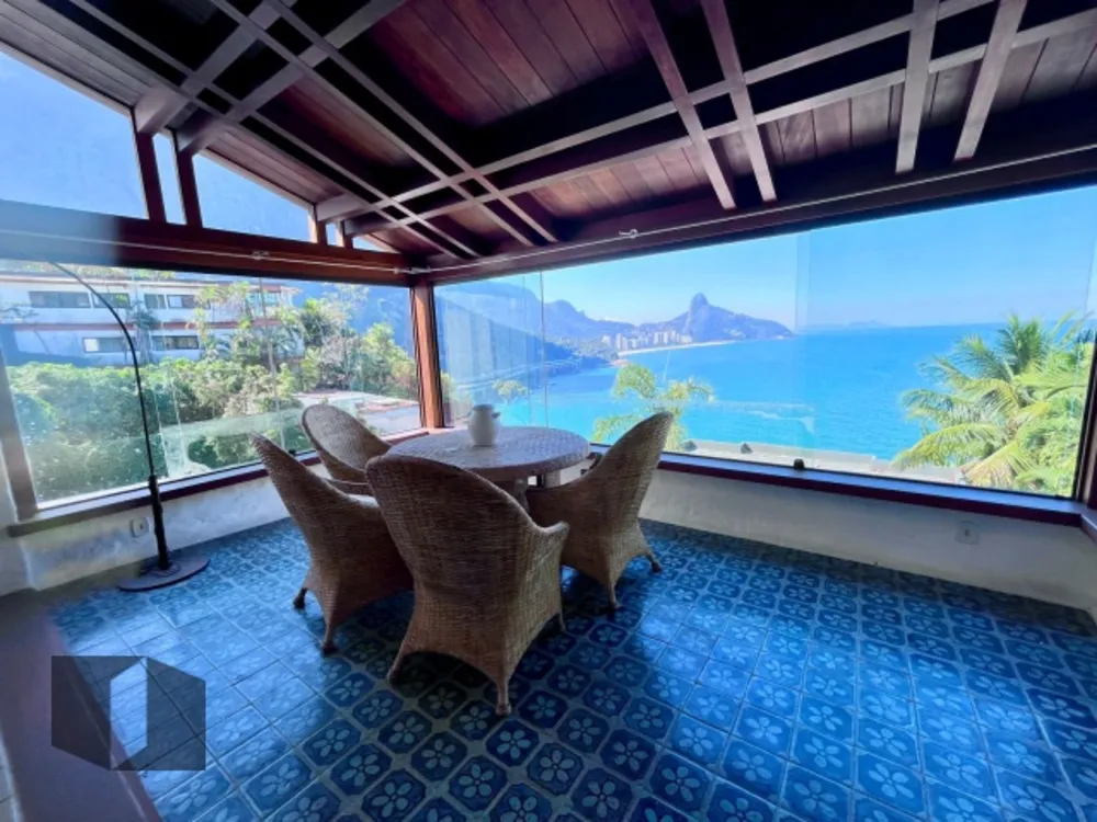 Casa, 4 quartos, 331 m² - Foto 2