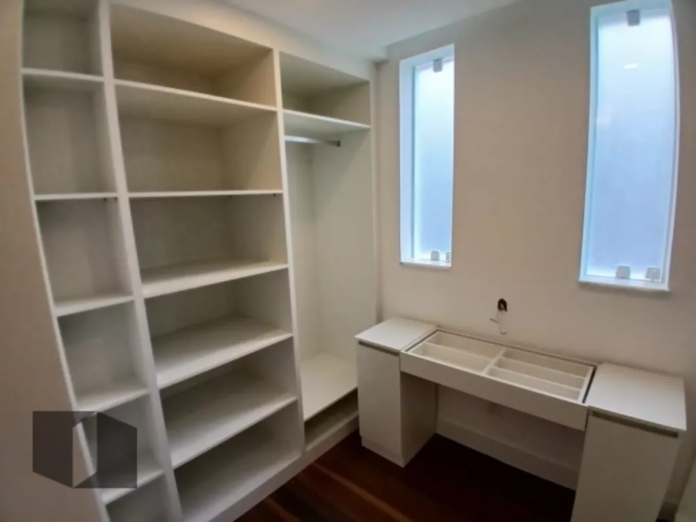 Casa, 9 quartos, 675 m² - Foto 43