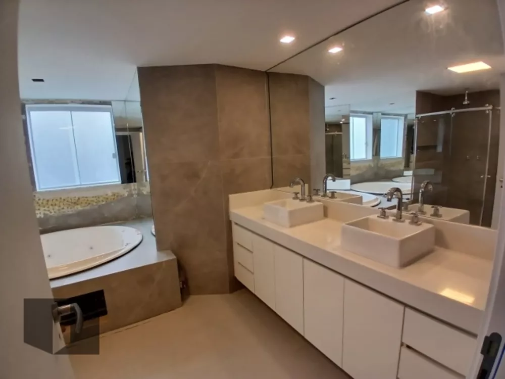 Casa, 9 quartos, 675 m² - Foto 80