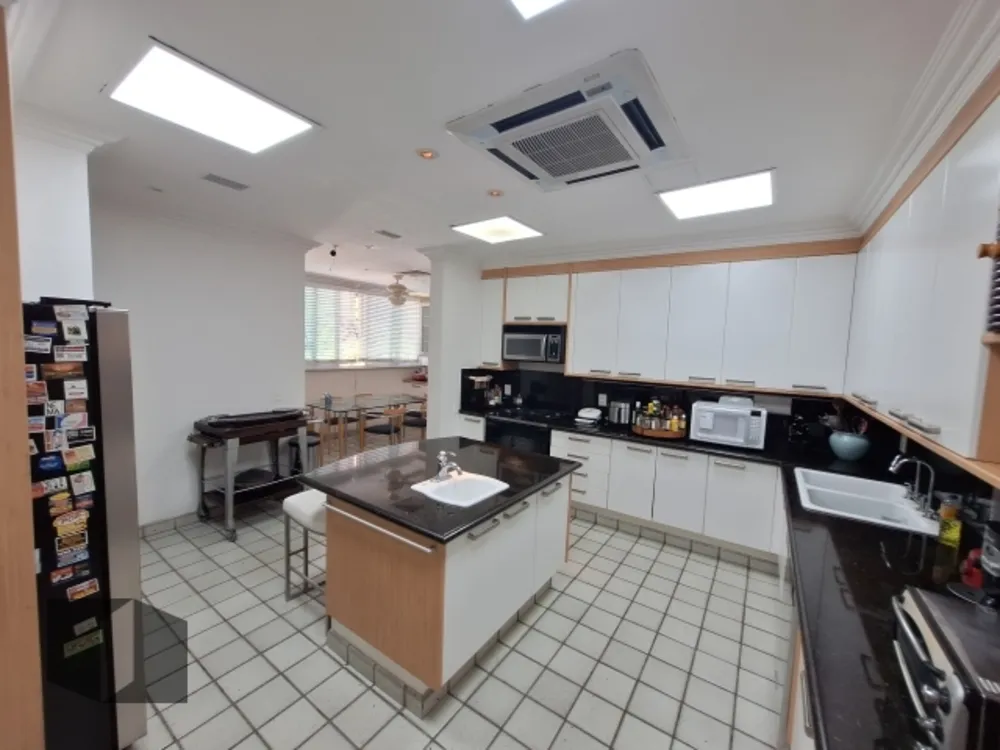 Apartamento, 3 quartos, 216 m² - Foto 24