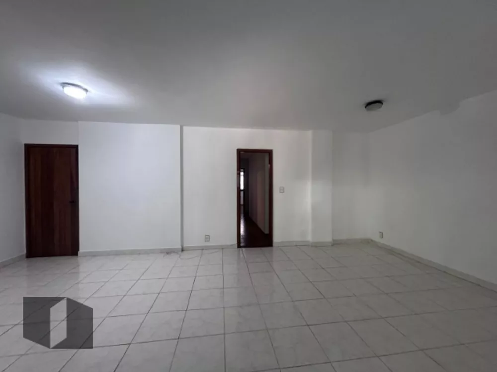 Apartamento à venda com 4 quartos, 159m² - Foto 6