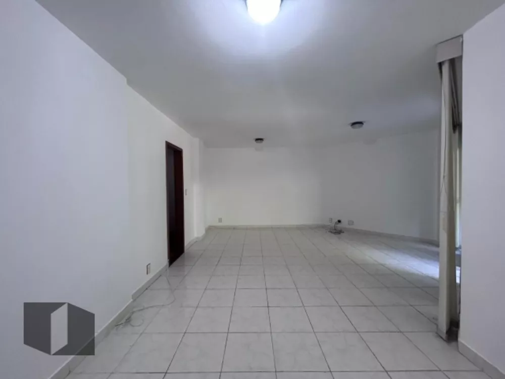 Apartamento à venda com 4 quartos, 159m² - Foto 4