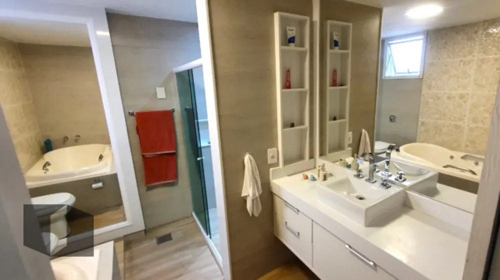 Cobertura, 3 quartos, 204 m² - Foto 2