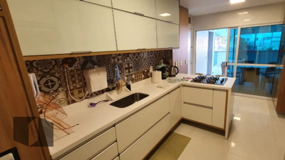 Cobertura, 3 quartos, 204 m² - Foto 13