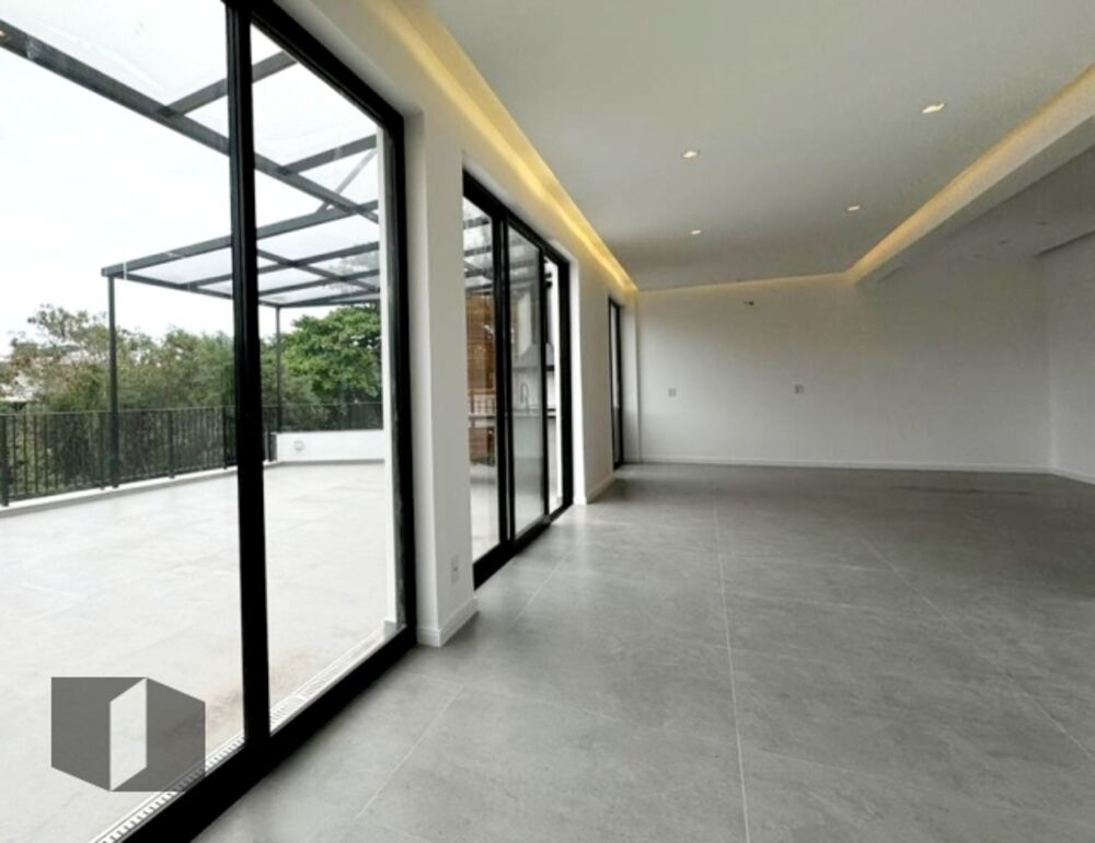 Cobertura à venda com 3 quartos, 210m² - Foto 4