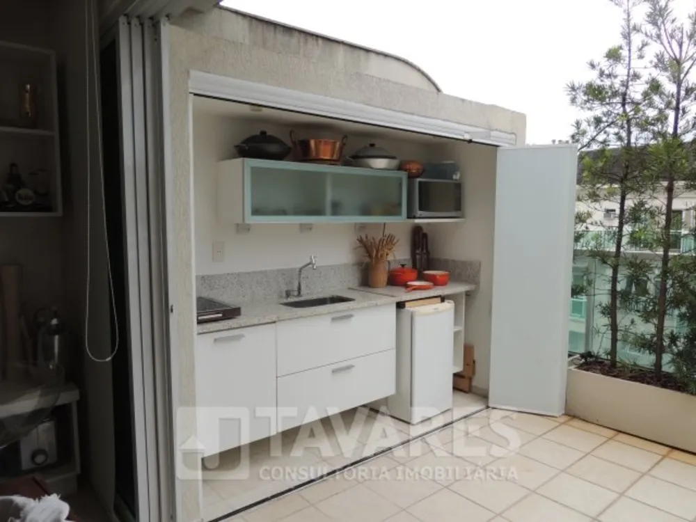 Cobertura, 3 quartos, 205 m² - Foto 8