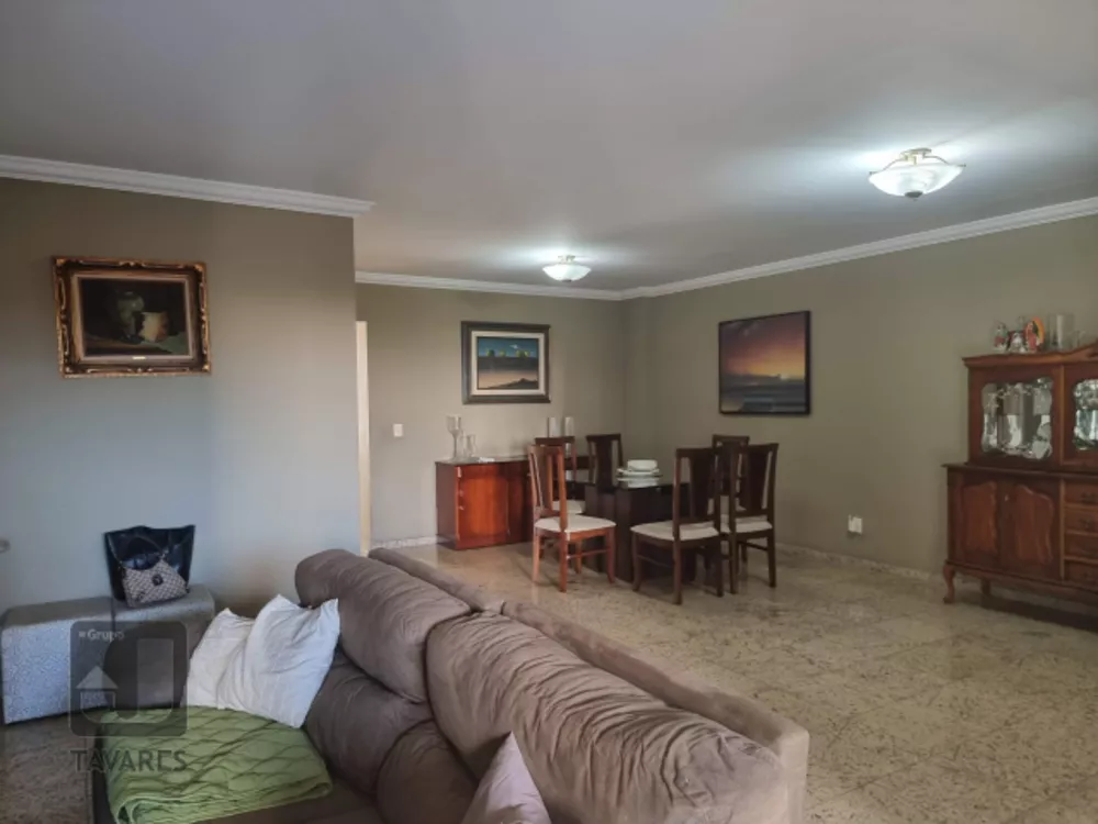 Apartamento à venda com 3 quartos, 181m² - Foto 4