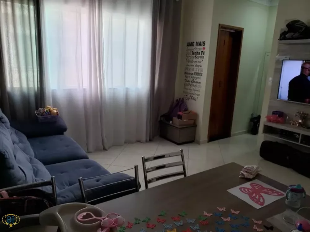 Casa de Condomínio à venda com 3 quartos, 110m² - Foto 1