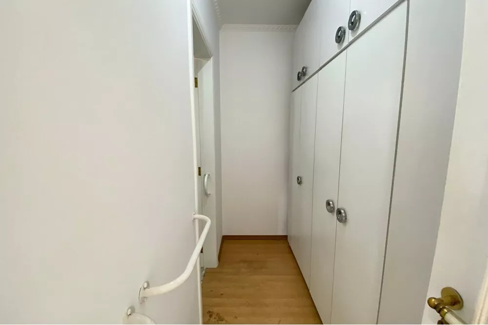 Apartamento à venda com 3 quartos, 122m² - Foto 4