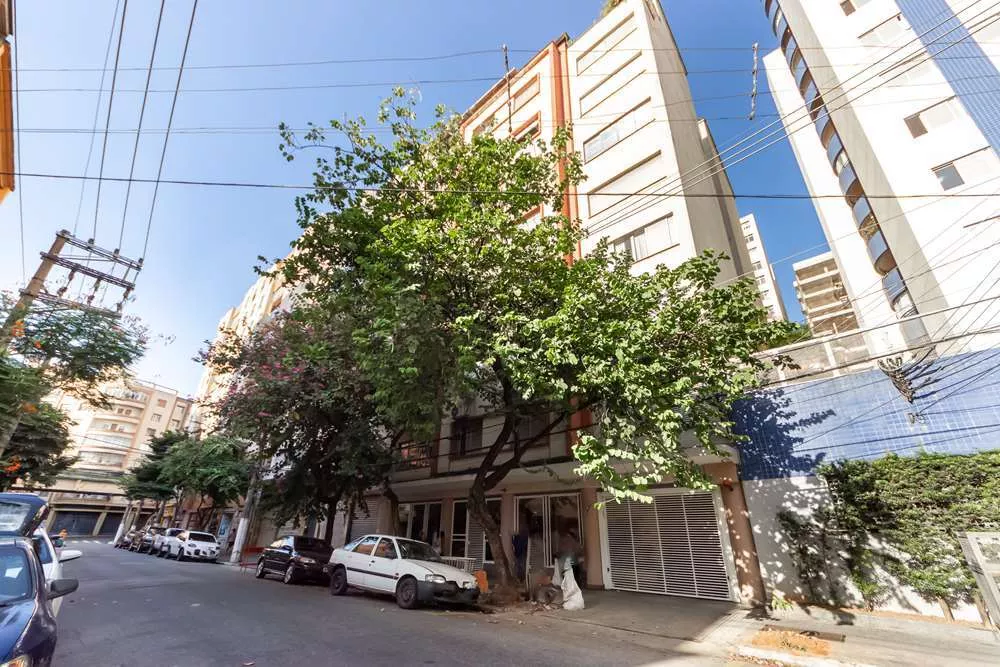 Apartamento à venda com 3 quartos, 145m² - Foto 3