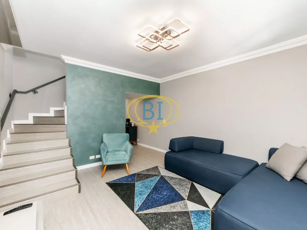 Casa à venda com 3 quartos, 240m² - Foto 2