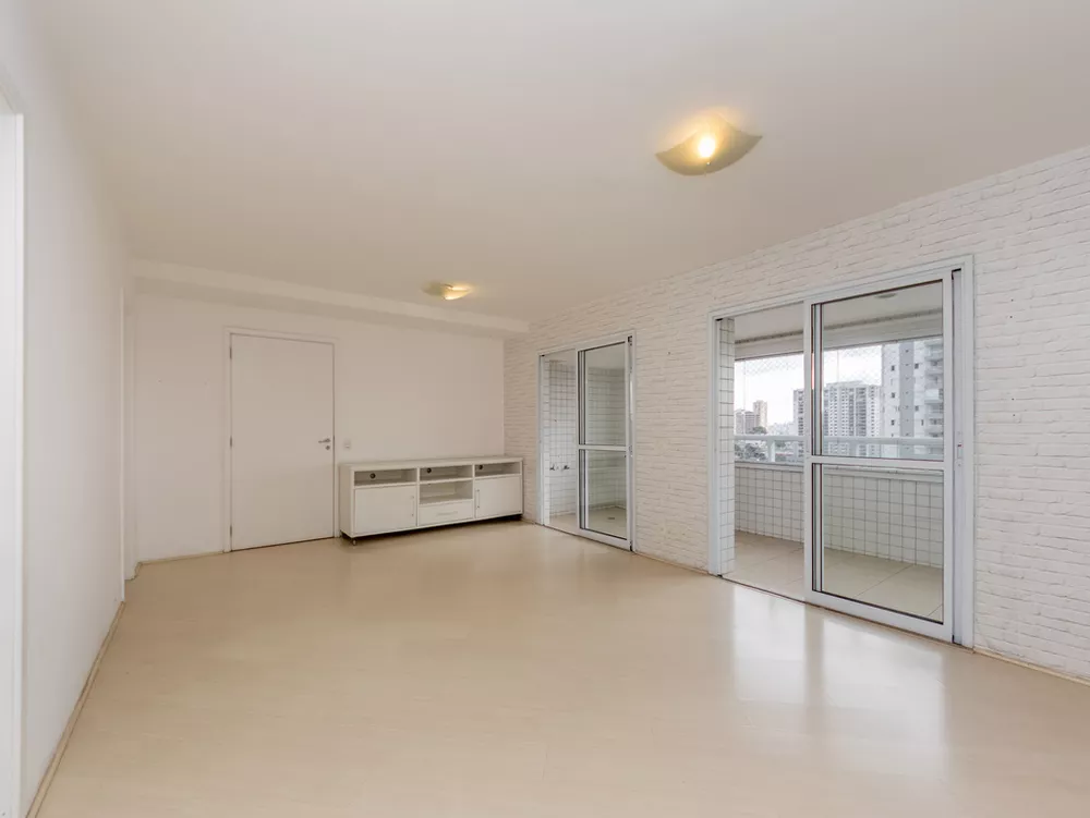 Apartamento à venda com 4 quartos, 136m² - Foto 1