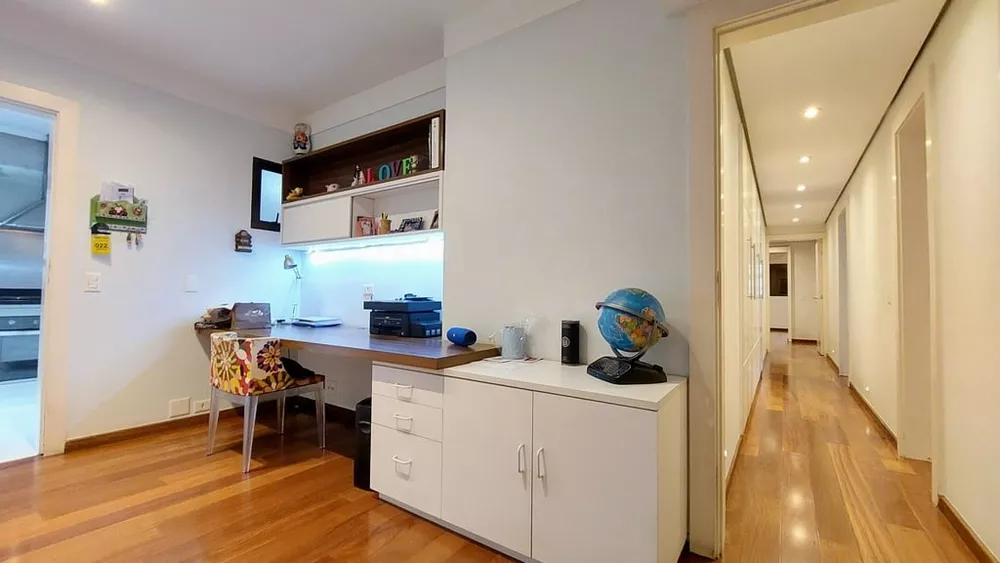 Apartamento à venda com 4 quartos, 246m² - Foto 5