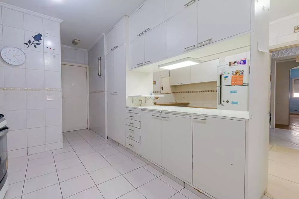 Apartamento à venda com 3 quartos, 196m² - Foto 6