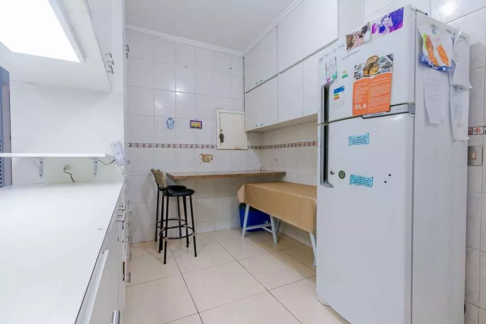 Apartamento à venda com 3 quartos, 196m² - Foto 5