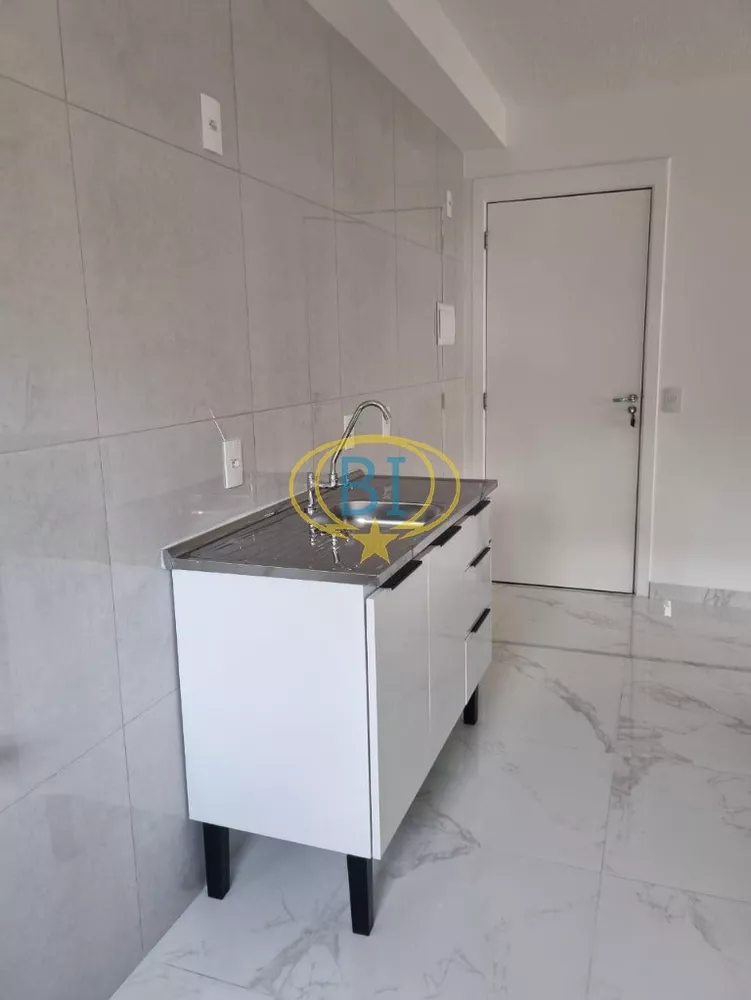 Apartamento à venda com 2 quartos, 41m² - Foto 9