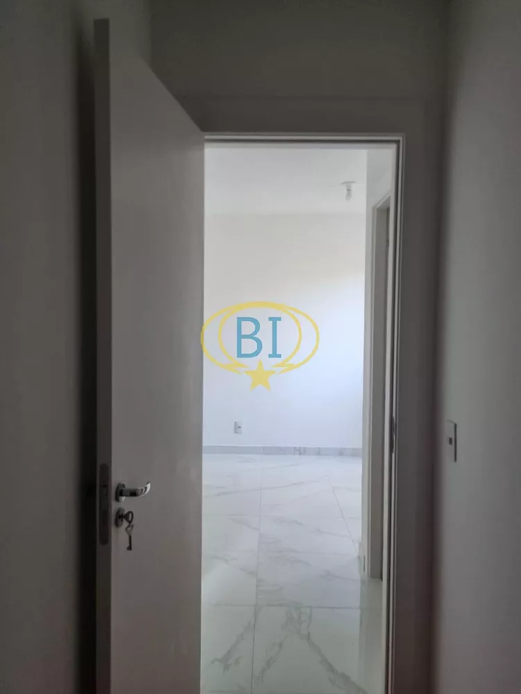 Apartamento à venda com 2 quartos, 41m² - Foto 11