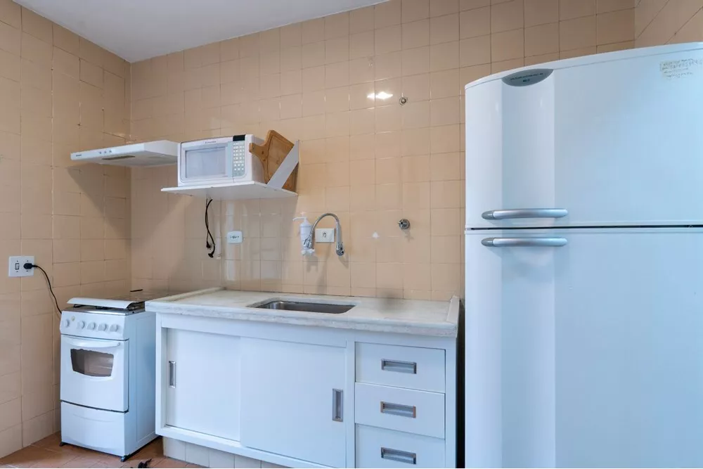 Apartamento à venda com 2 quartos, 74m² - Foto 3