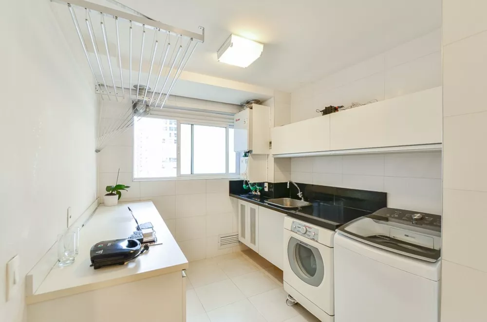 Apartamento à venda com 4 quartos, 293m² - Foto 2