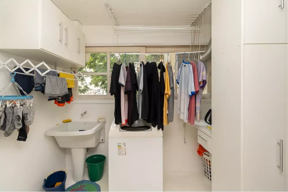 Apartamento à venda com 3 quartos, 126m² - Foto 2