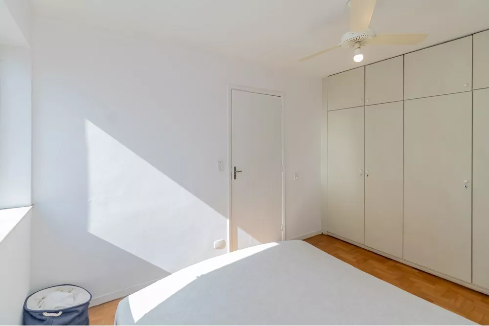 Apartamento à venda com 2 quartos, 84m² - Foto 2