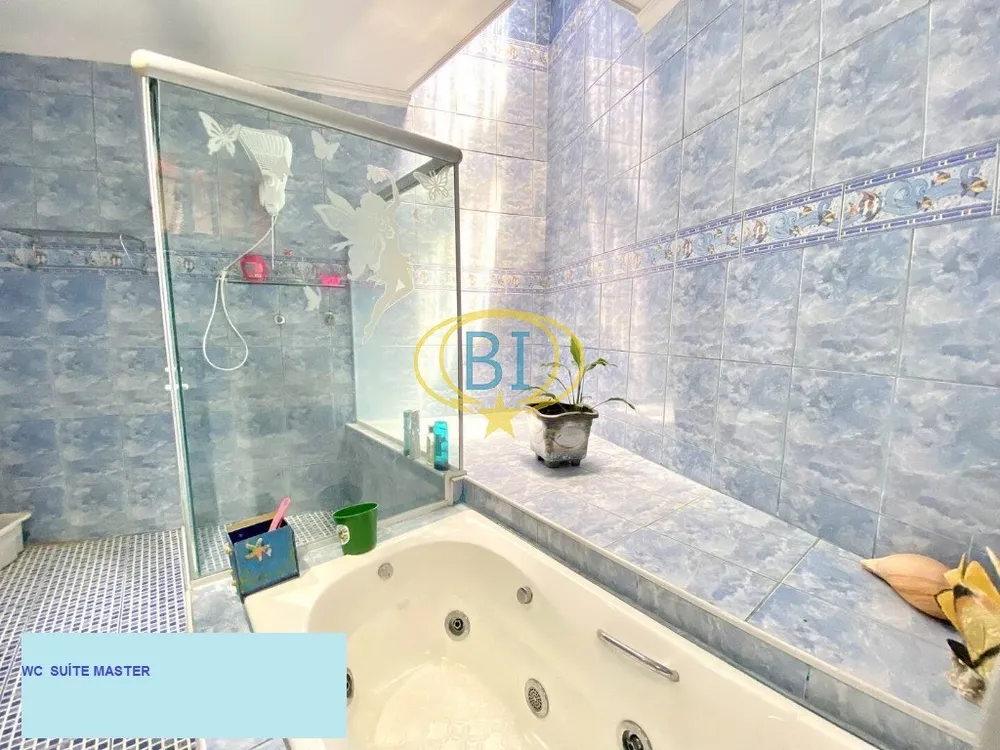 Apartamento, 3 quartos, 220 m² - Foto 2