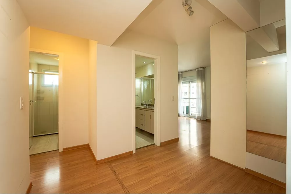 Apartamento à venda com 4 quartos, 201m² - Foto 3