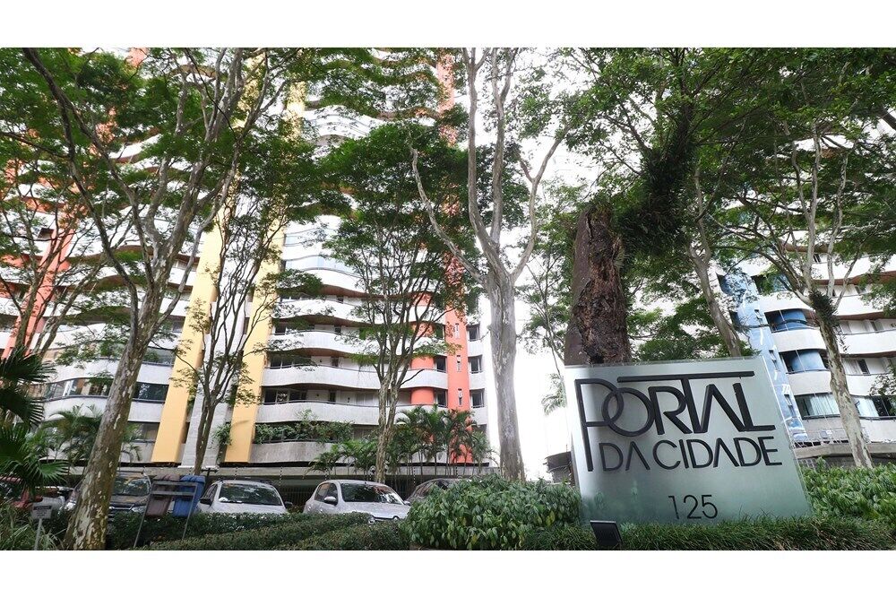 Apartamento, 3 quartos, 159 m² - Foto 1