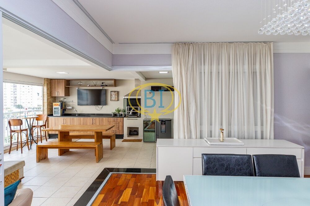 Apartamento à venda com 3 quartos, 242m² - Foto 13