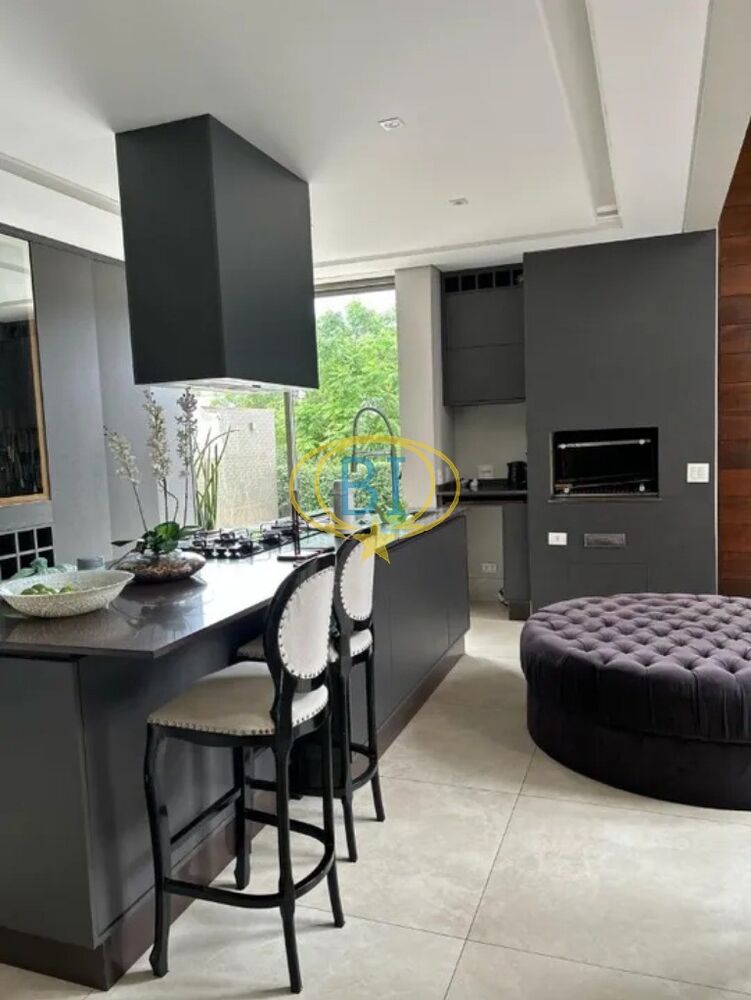 Casa, 4 quartos, 301 m² - Foto 2