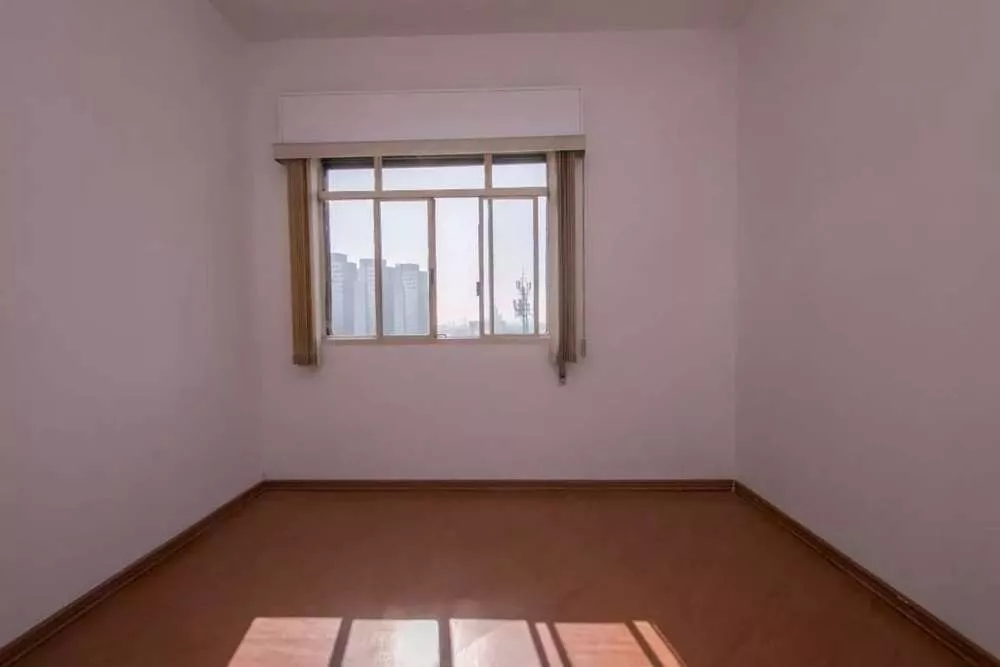 Apartamento à venda com 3 quartos, 143m² - Foto 12