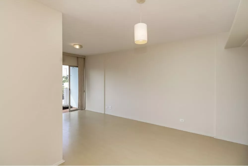 Apartamento à venda com 2 quartos, 61m² - Foto 2