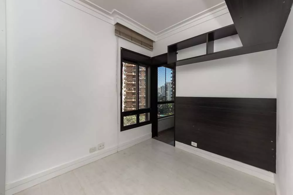 Apartamento à venda com 4 quartos, 190m² - Foto 15