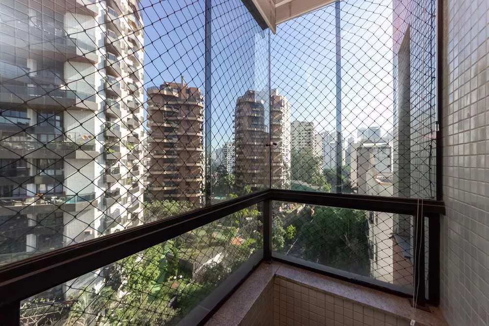 Apartamento à venda com 4 quartos, 190m² - Foto 14