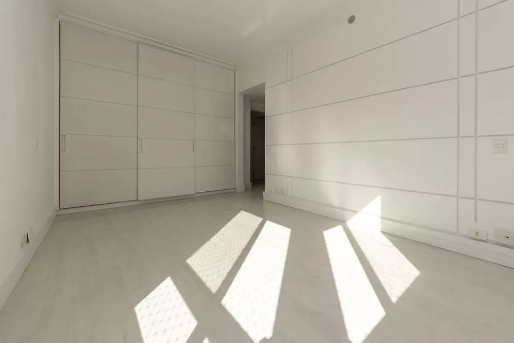 Apartamento à venda com 4 quartos, 190m² - Foto 18