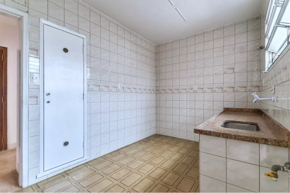 Apartamento à venda com 2 quartos, 96m² - Foto 2