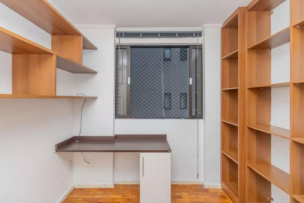 Apartamento à venda com 2 quartos, 67m² - Foto 13